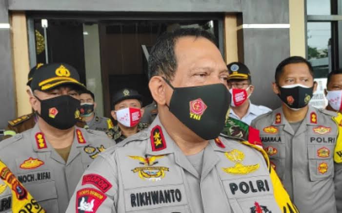 antisipasi-banjir-kapolda-kalsel-perintahkan-13-polres-untuk-siaga_61907287a233b