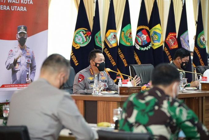 Kapolri Minta Forkopimda Sumut Lakukan Antisipasi Cegah Lonjakan Covid-19 saat Nataru_6183621bc1f9a.jpeg