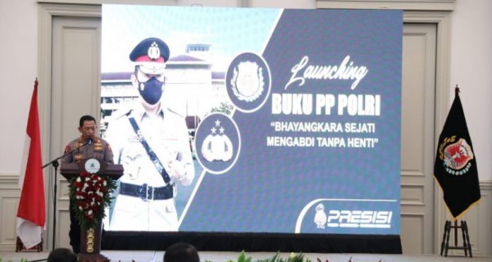 Kapolri: Buku ‘Bhayangkara Sejati Mengabdi Tanpa Henti’ Jadi Renungan Polri untuk Jadi Lebih Baik_61b2cf2c30532.jpeg